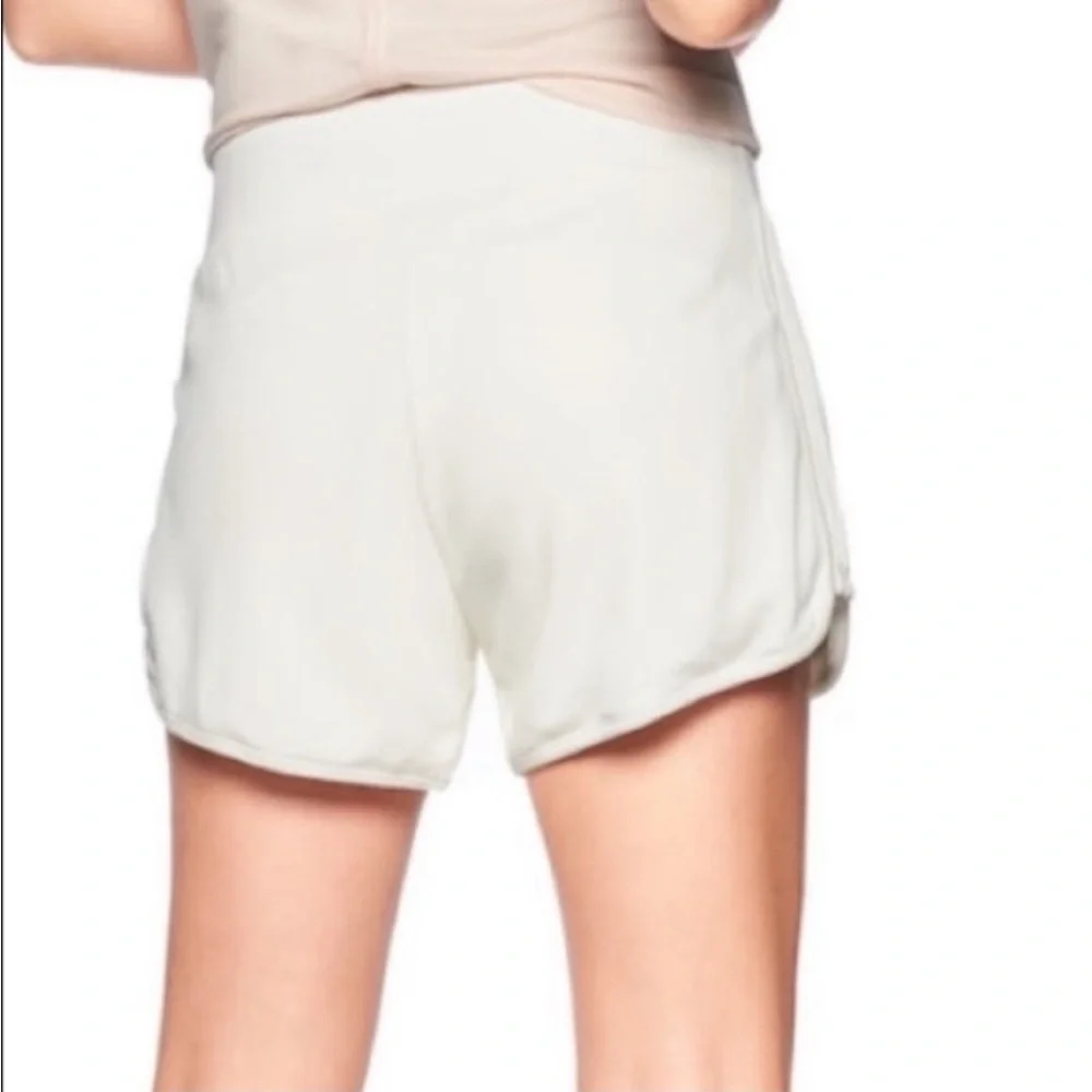 Athleta Serenity Shortie Super Soft Modal Shorts Sea Salt Sz M